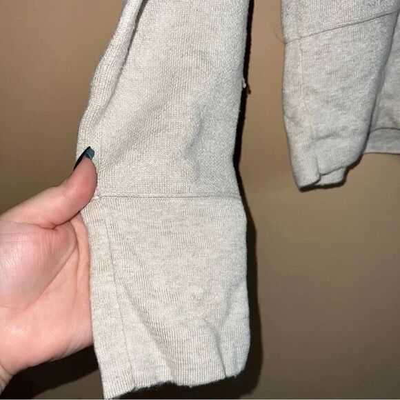 Universal Thread Tan Cowl Neck Pullover Sweater Size Small - Picture 5 of 10